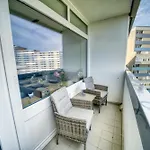 - Haus O, App 0o0712 Lejlighed
