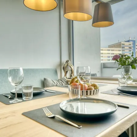 - Haus O, App 0o0712 Lejlighed *